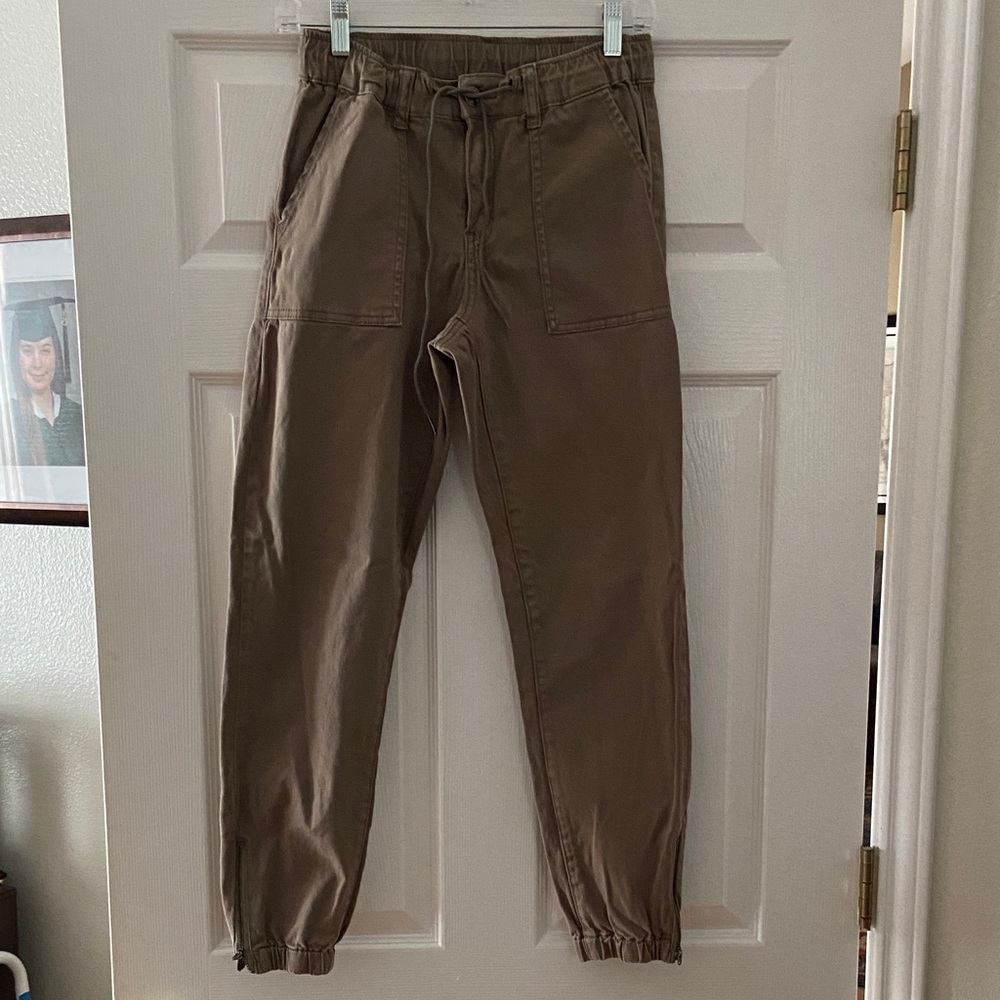 Grace & Lace Twill Cargo Joggers